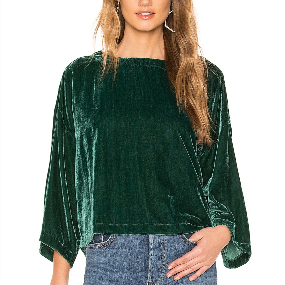 Cupcakes and Cashmere Green Velvet Crop